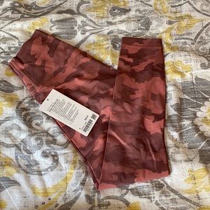 Lululemon Align HR Pant 25” sz 4 pink camo